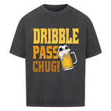 Bier Shirt „Dribble Pass Chug“ – Oversized Fußball Shirt