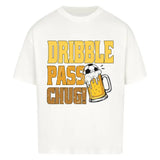 Bier Shirt „Dribble Pass Chug“ – Oversized Fußball Shirt