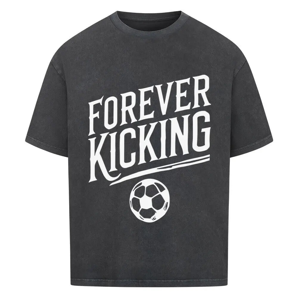 Forever Kicking Oversized Shirt: Vintage-schwarzes Oversized-Shirt mit „FOREVER KICKING“-Design und Fußball – Retro-Style für Fußballfans