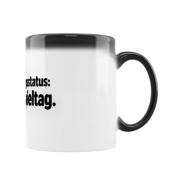 Fußball Zaubertasse – „Beziehungsstatus: Es ist Spieltag.“