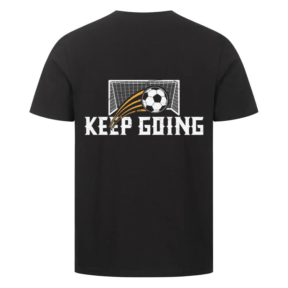 Premium Keep going Shirt: Schwarzes T-Shirt mit Rückendruck „KEEP GOING“, Fußball-Motiv im Tor und dynamischer Schussbewegung in Gelb