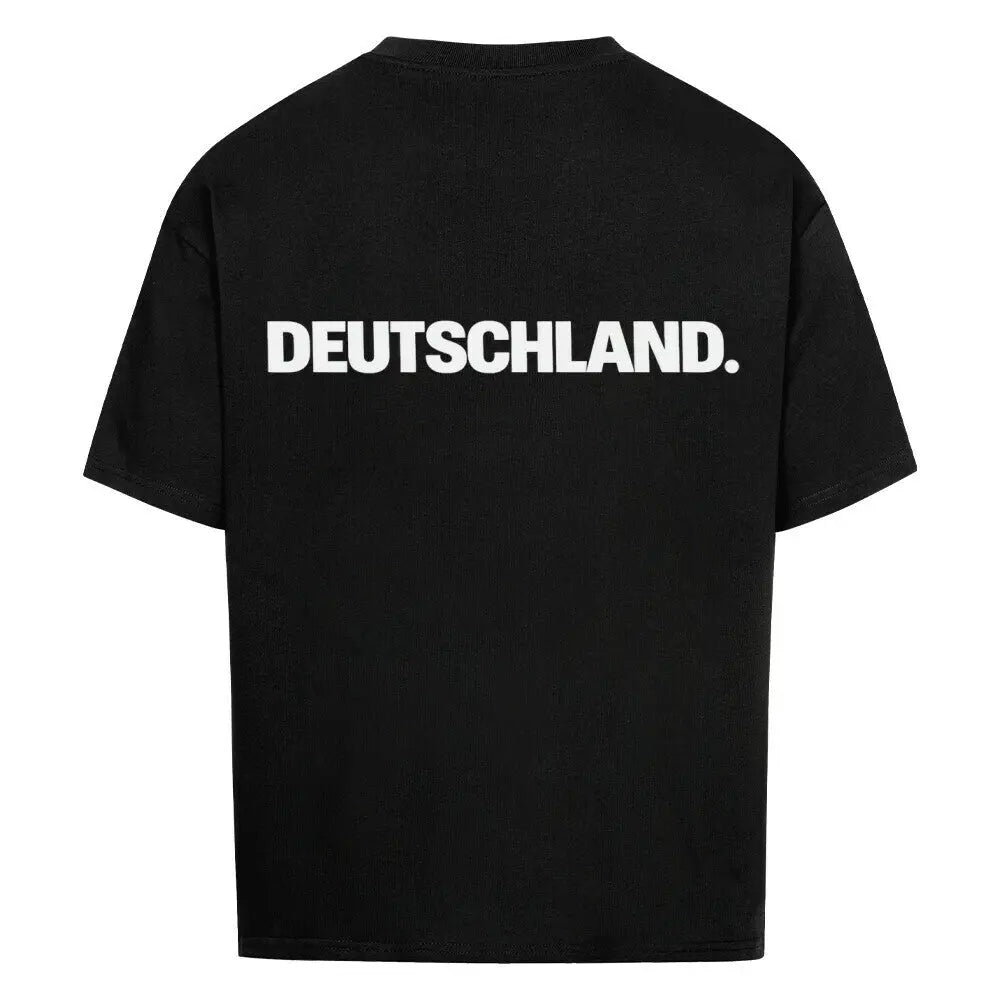Oversized Fußball-Fanshirt der deutschen Nationalmannschaft in Schwarz mit modernem Streetwear-Fit für einen lässigen und sportlichen Look.